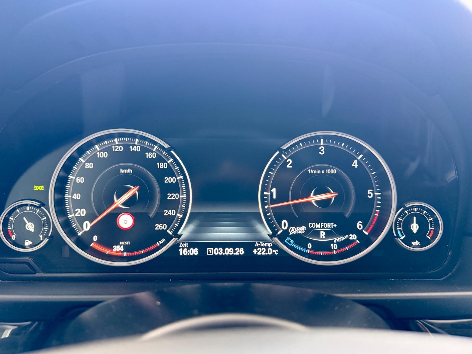 BMW 530 d xDrive+Navi+Kamera+Head-Up+Panaroma+8XLM