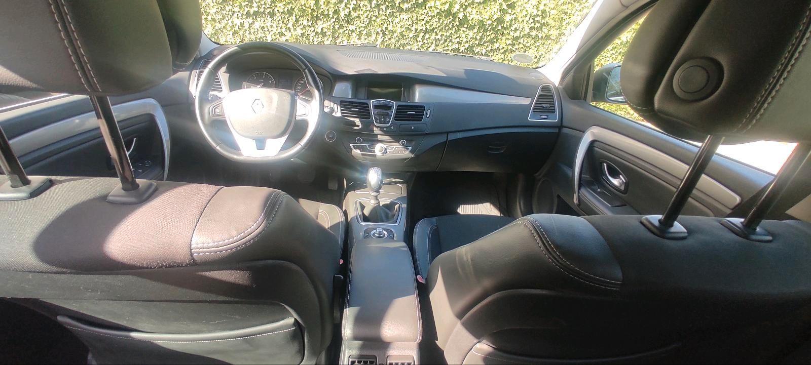 Renault Laguna 2012 — photo 5