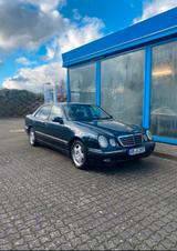 Mercedes-Benz Mercedes Benz w210 E270 CDI (Facelift) - gebrauchte Mercedes-Benz E 270 aus dem Jahr 2000