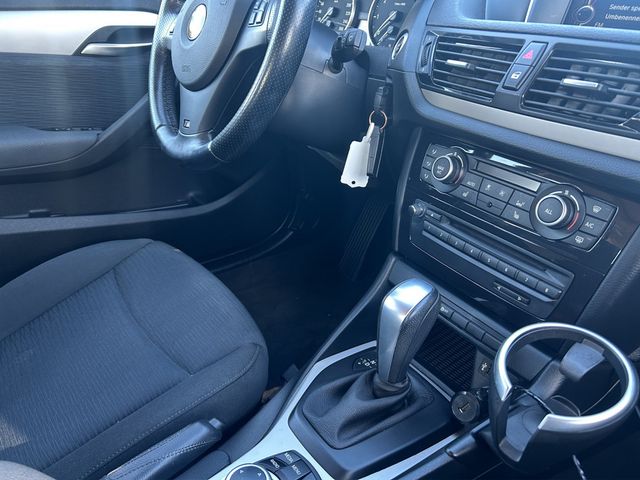 X1 KLIMA PDC SHZ XENON NAVI FACEL. PANORAMADACH