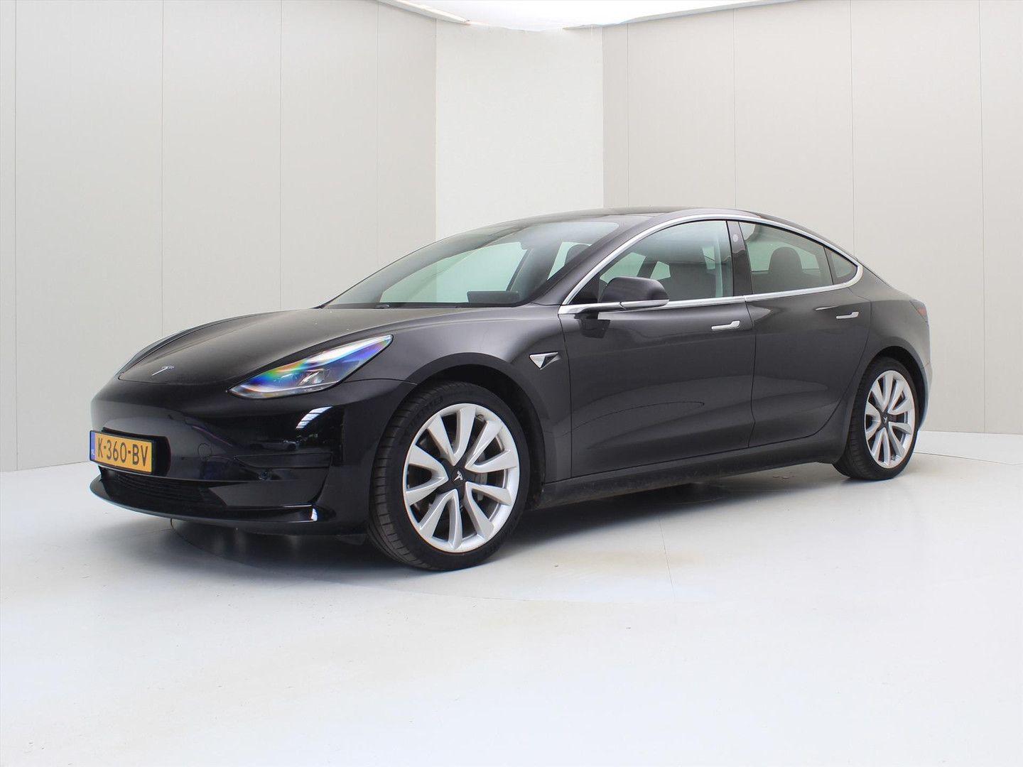 Tesla Model 3 Standard RWD Plus [ LFP-ACCU+AUTOPILOT+1