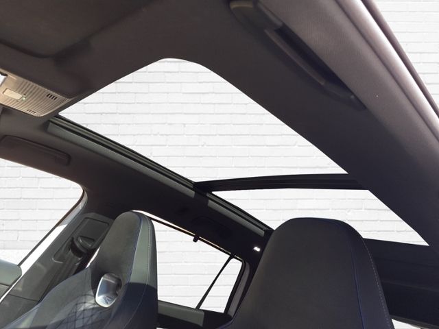 Fahrzeugabbildung Volkswagen Tayron 2.0l TDI R-Line 4MOTION DSG ALU