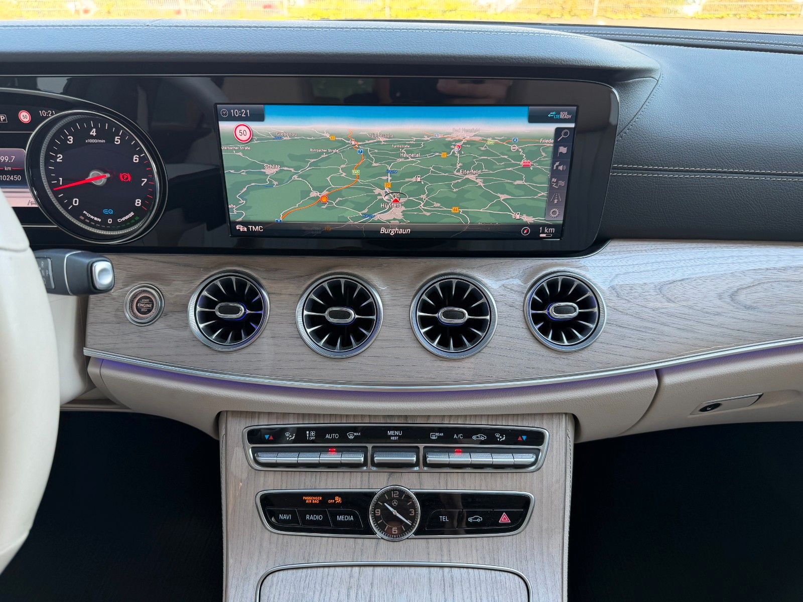 Fahrzeugabbildung Mercedes-Benz CLS 450 4M+Distr+ESD+AirM+Sitzklima+360