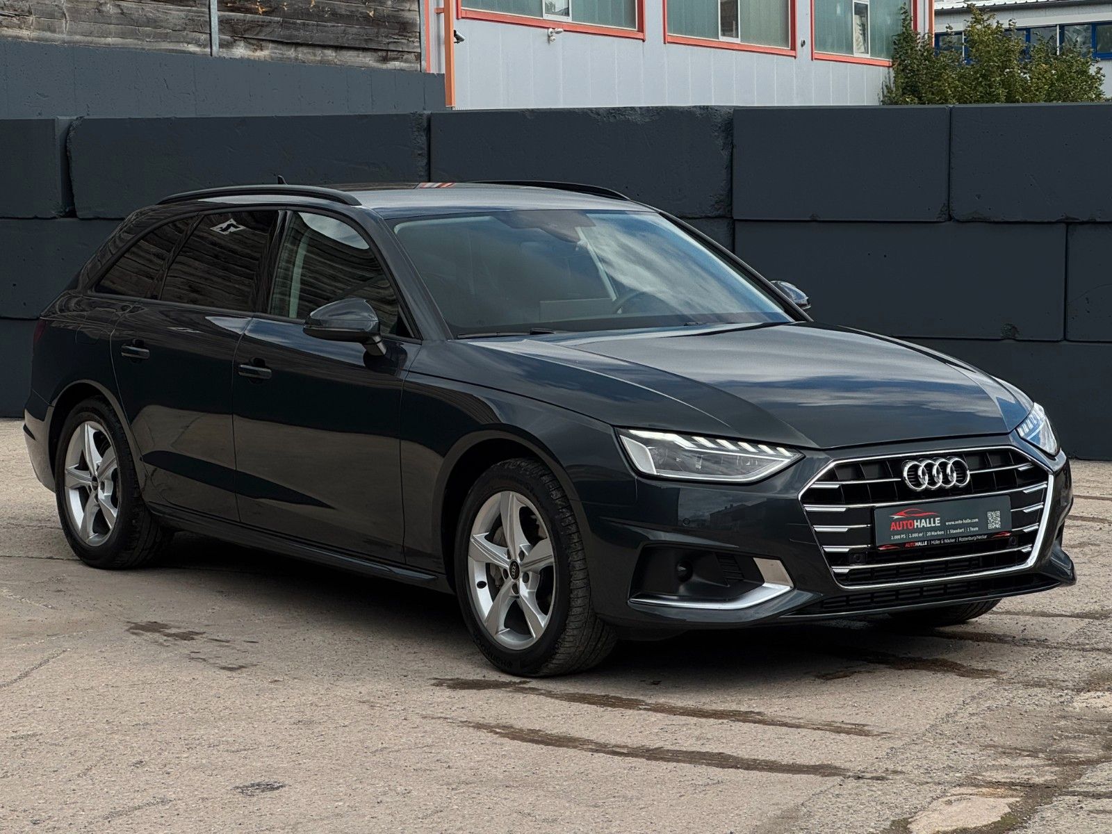 Fahrzeugabbildung Audi A4 Avant 40 TFSI S tronic Kamera Massage AHK SHZ