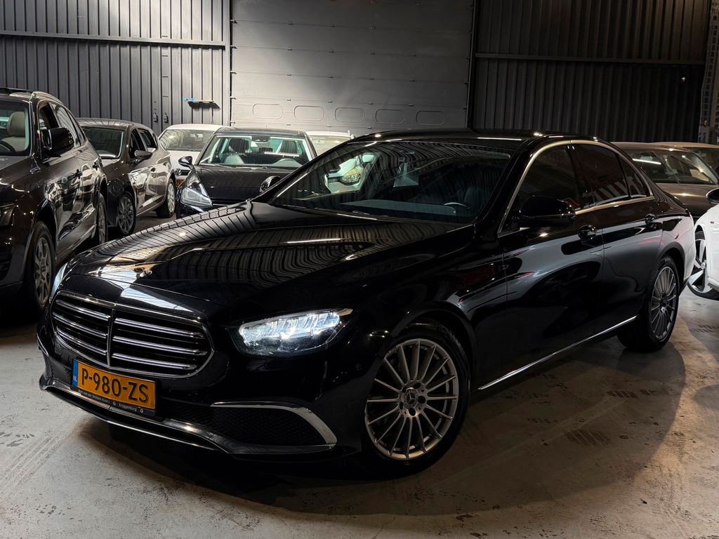 Image of Mercedes-Benz E 200