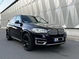 BMW X5 xD30d-Softcl/Belüft/B&O/HUD/ACC/Pano/Amb/360 - mit Diesel-Antrieb: Braun, Sitzbelüftung