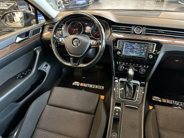 Volkswagen Passat *AHK*SZHZ*PANO*ACC*NAVI*