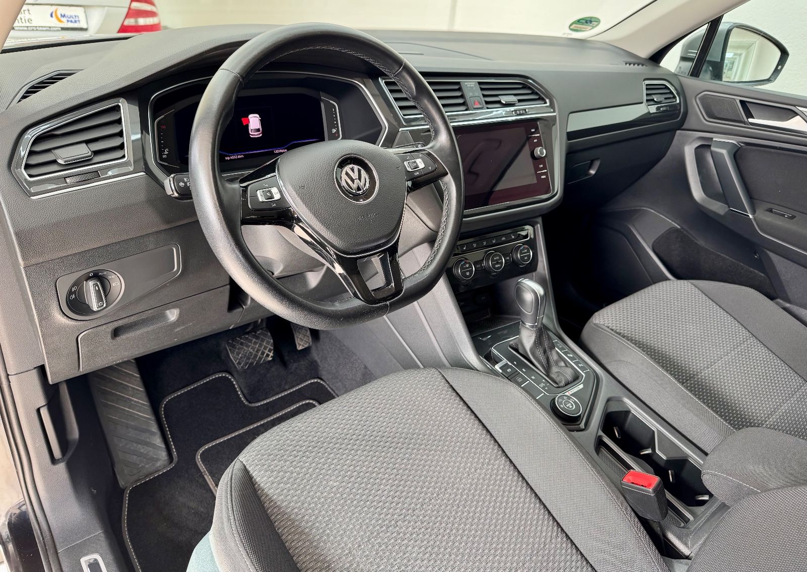 Fahrzeugabbildung Volkswagen Tiguan Allspace Comfortline 4Motion*Autom.*Navi*