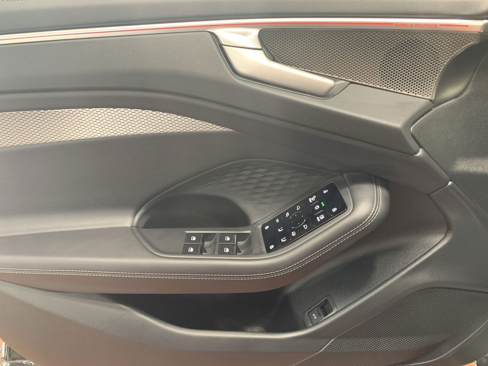 Audi A6 - Bild 10