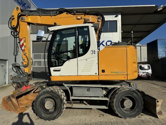 Liebherr A 918 Compact Litronic