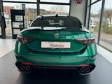 Alfa Romeo Giulia Quadrifoglio harman/kardon KarbonPaket - Alfa Romeo Giulia: Coupe