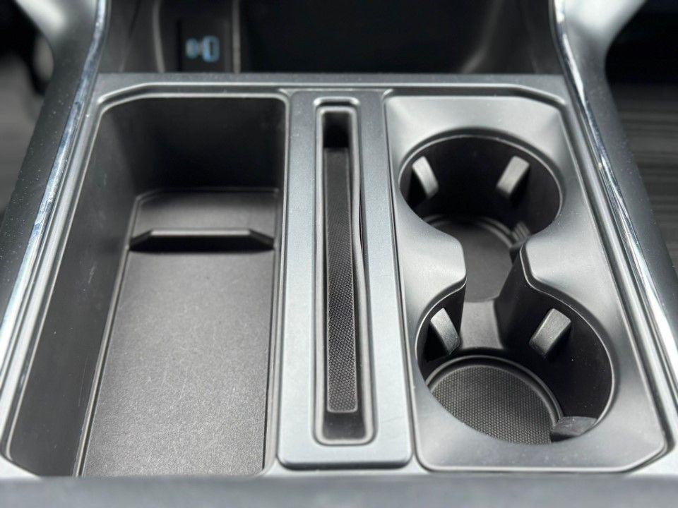 Fahrzeugabbildung Ford F150 2022er STX4 2.7 V6 Ecoboost CrewCab
