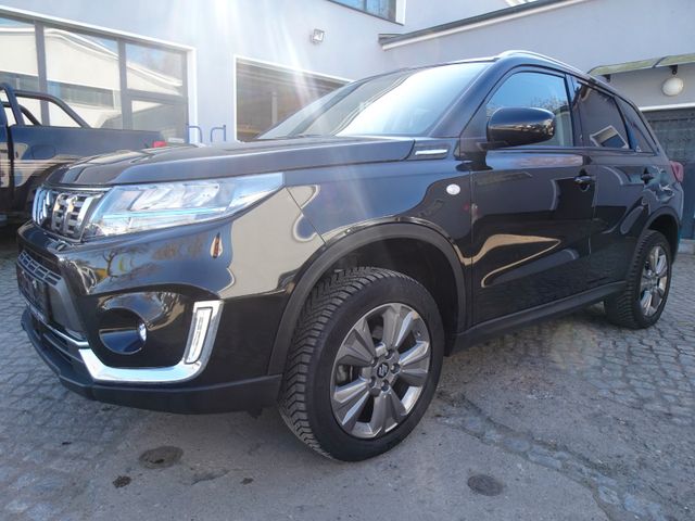 Suzuki Vitara 1.5 Hybrid Comfort 4x4, 75kW, KLIMATR-SHZ