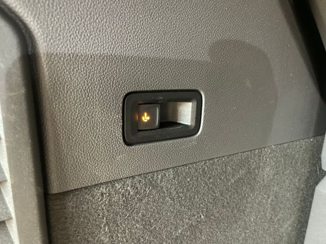 T7 Multivan Life lang 2.0 TDI DSG STANDHZG