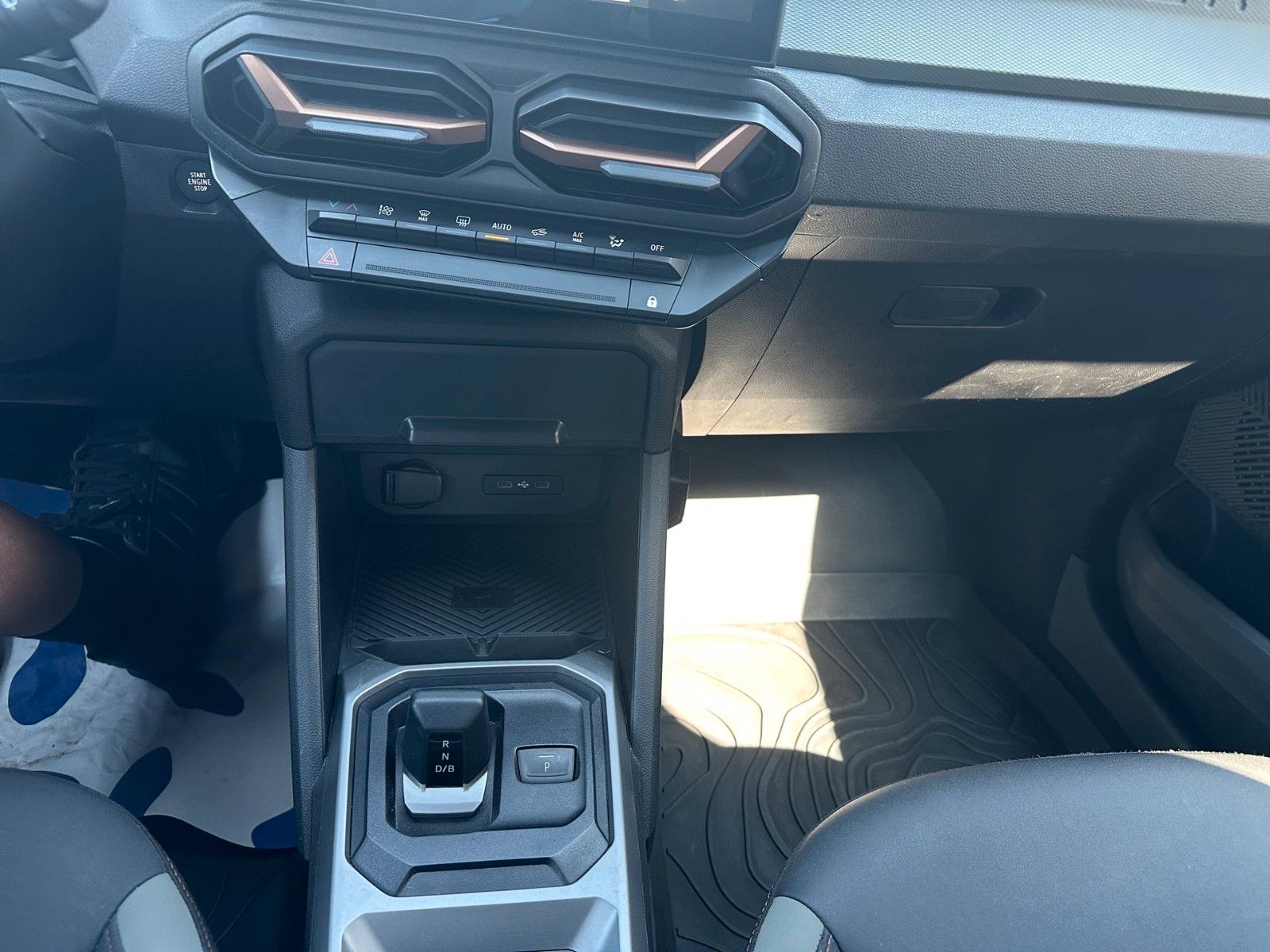 Dacia Duster III Hybrid 140 Extreme – Bild 14
