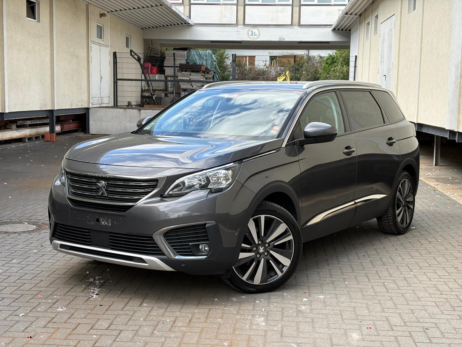 Peugeot 5008 Allure 7Pl AUTOMTIK ACC 360CAM SzH LED