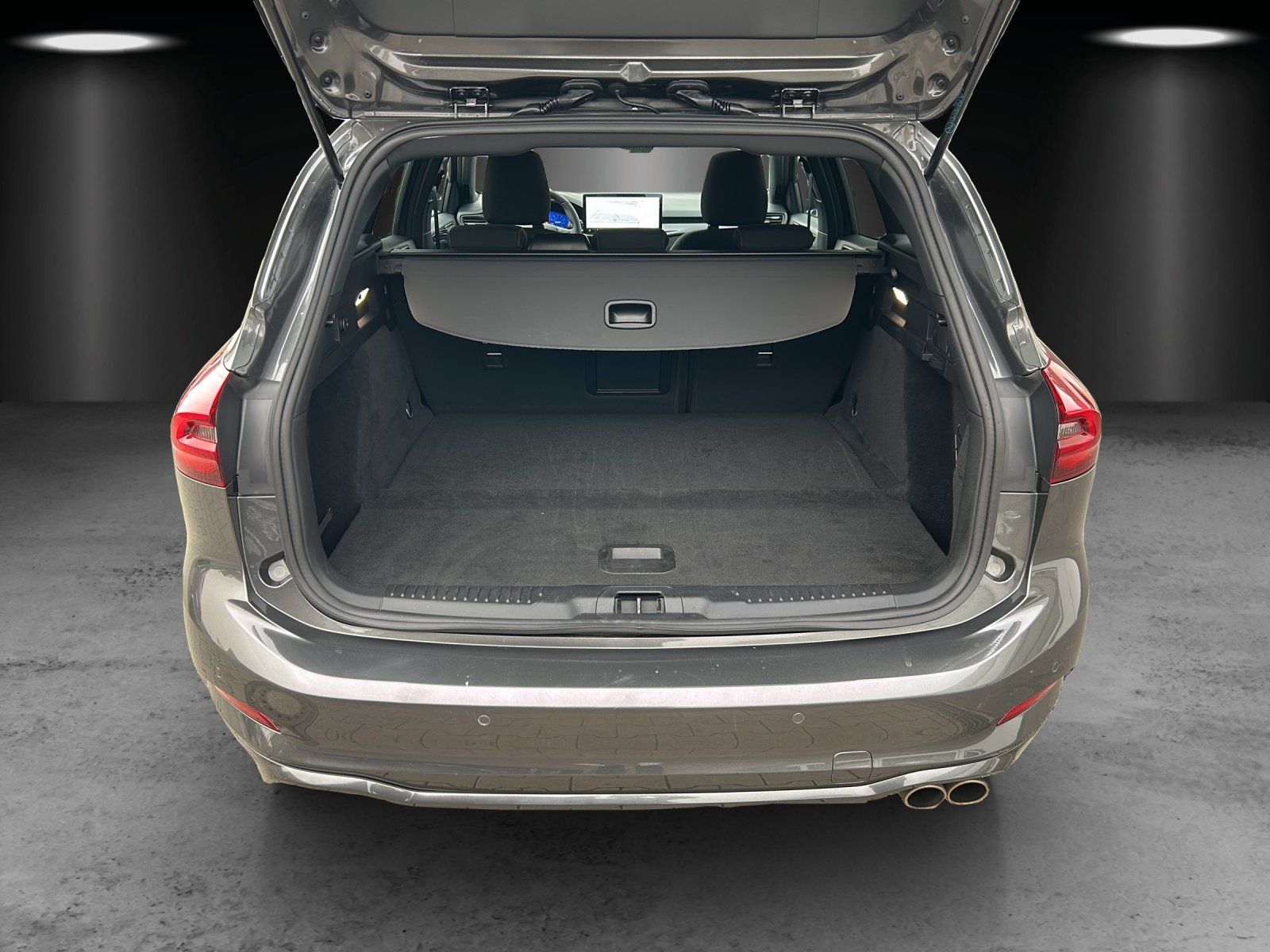 Fahrzeugabbildung Ford Focus 1.0 ST-Line Aut./LED/ACC/KAMERA/AHK/NAVI/