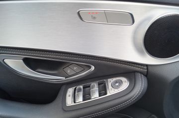 Mercedes-Benz C 180 Exclusive NAVI-AHK-TEILLEDER-SHZG-TEMPOMAT