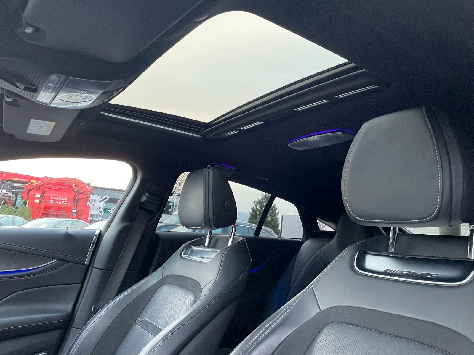Fahrzeugabbildung Mercedes-Benz AMG GT 53 4M AirM+StdH+Burm3D+360°+PAGA+HUD