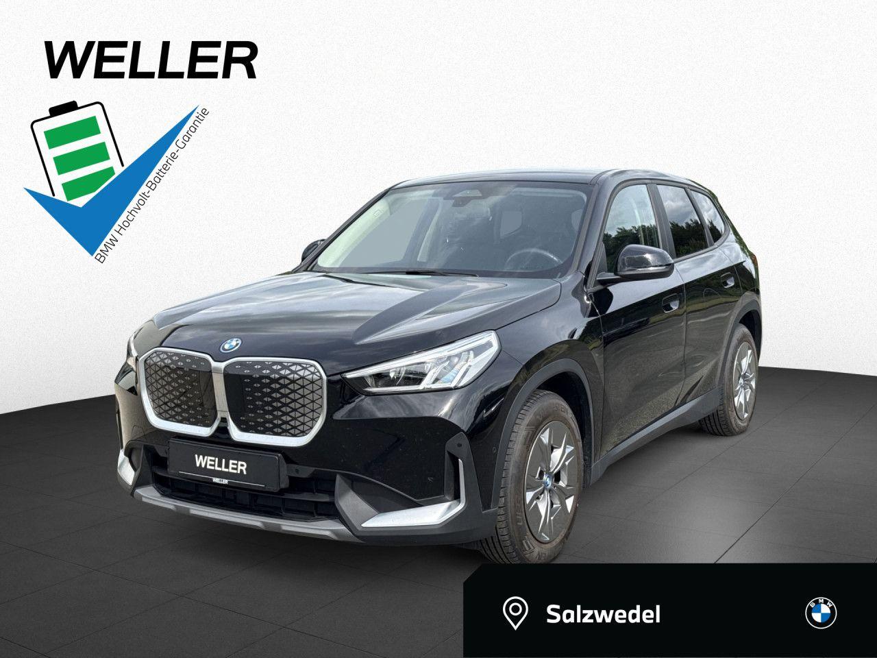 BMW iX1 xDrive30, RFK, LED, Sitzh,Navi
