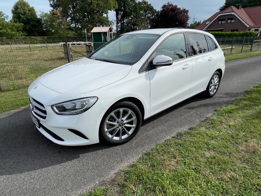 Image of Mercedes-Benz B 250