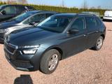 Skoda Kamiq 1.5 TSI Ambition OPF 110 kW (150 PS), A... - graue Skoda Kamiq