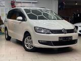Volkswagen Sharan 2.0 TDI BMT Comfortline Leder Pano RueFaK - VW Sharan Gebrauchtwagen in Frankfurt