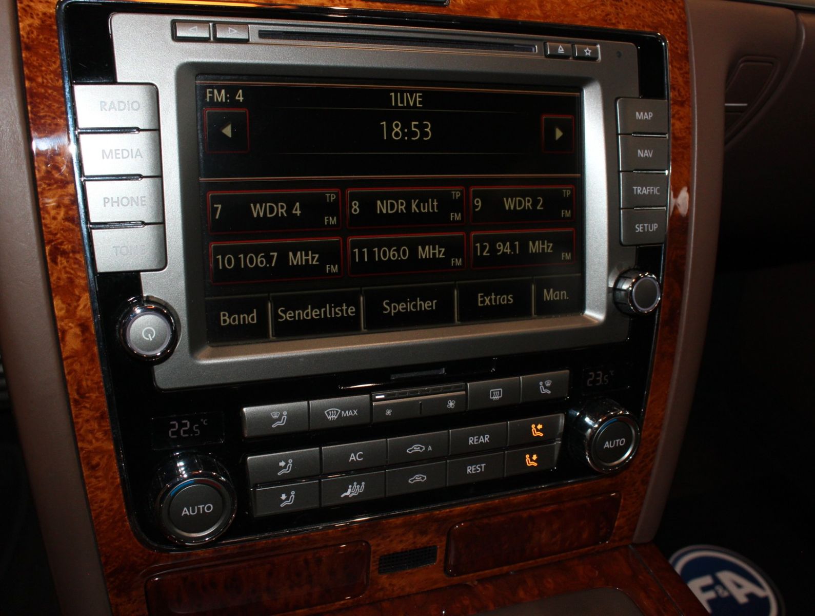 Fahrzeugabbildung Volkswagen Phaeton V6 TDI 4M Lang Exklusive 4Sitzer+VOLL