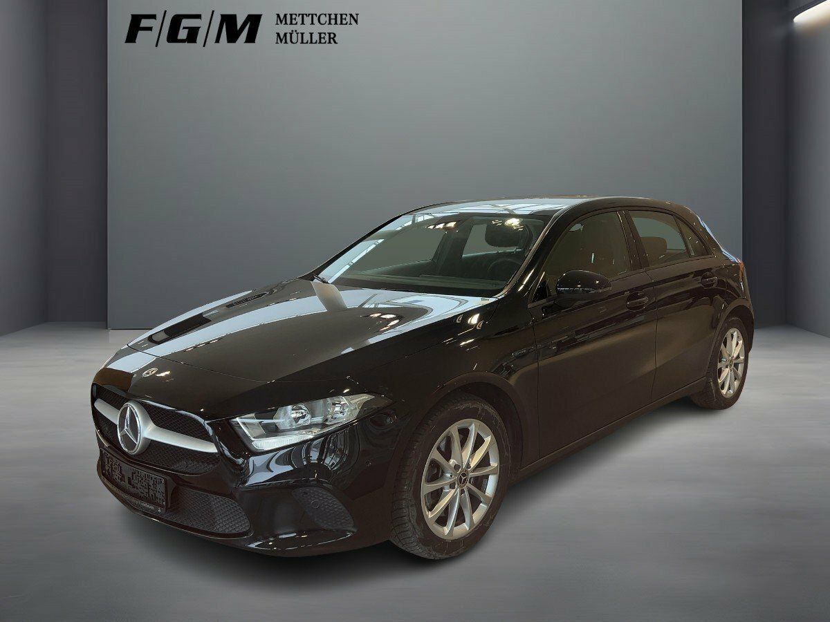 Mercedes-Benz A 250 e MBUX/Rückfahrkamera/Parktronic/Spurhalte
