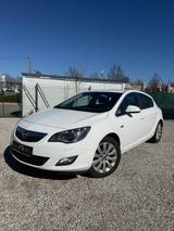 Opel Astra 1.6 Turbo INNOVATION  - Opel Astra aus 2011: Turbo