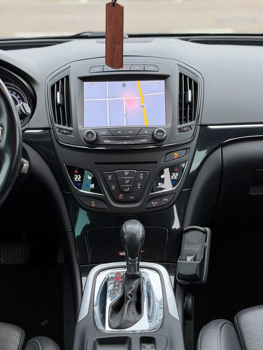 Opel Insignia 2015 — photo 13