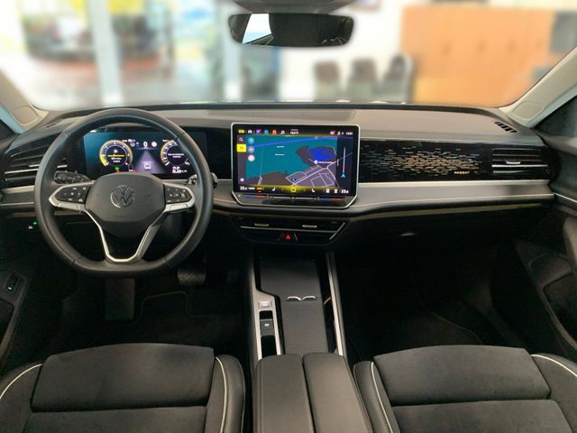 Passat Variant 2.0 TDI DSG ELEGANCE +AHK+MATRIX+