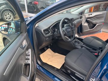 Ford Focus - 12