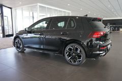 VW Golf 2.0 TDI DSG R-Line | Pano | HuD | FACELIFT VW Golf 2.0 TDI DSG R-Line | Pano | HuD | FACELIFT