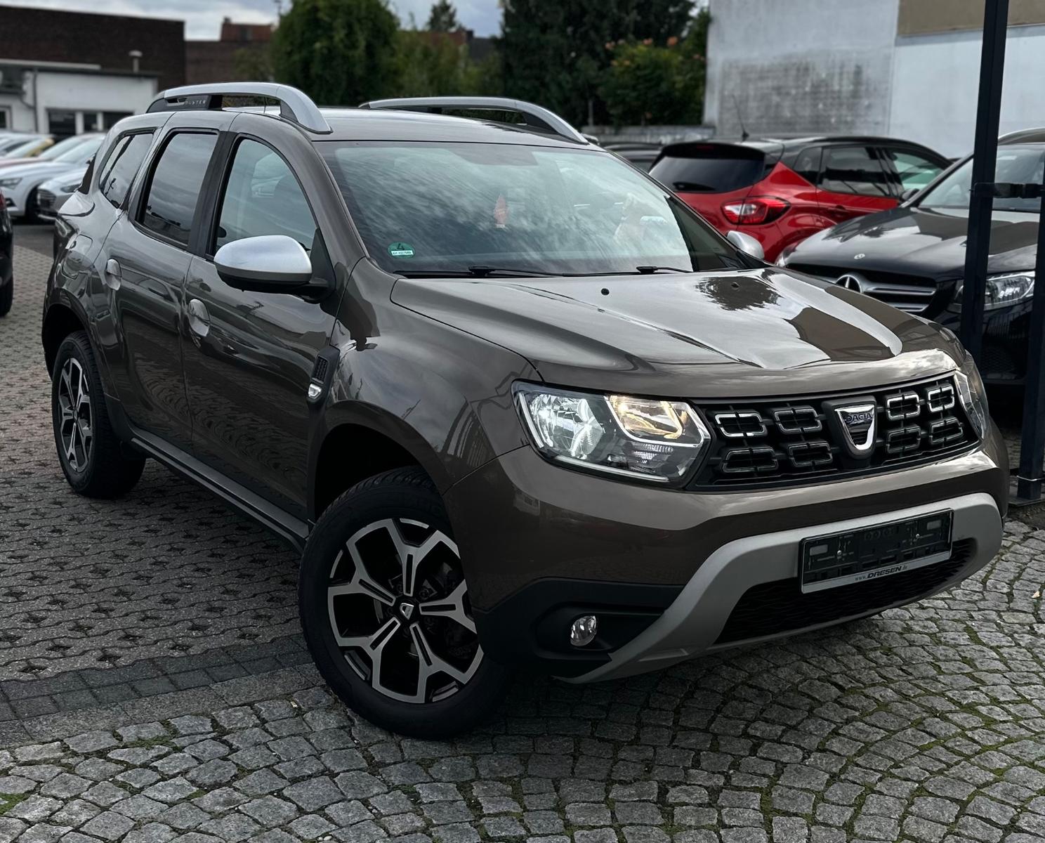 Dacia DUSTER*II PRESTIGE*TEMPO/SHZ/DAB/KAMERA/LED/NR