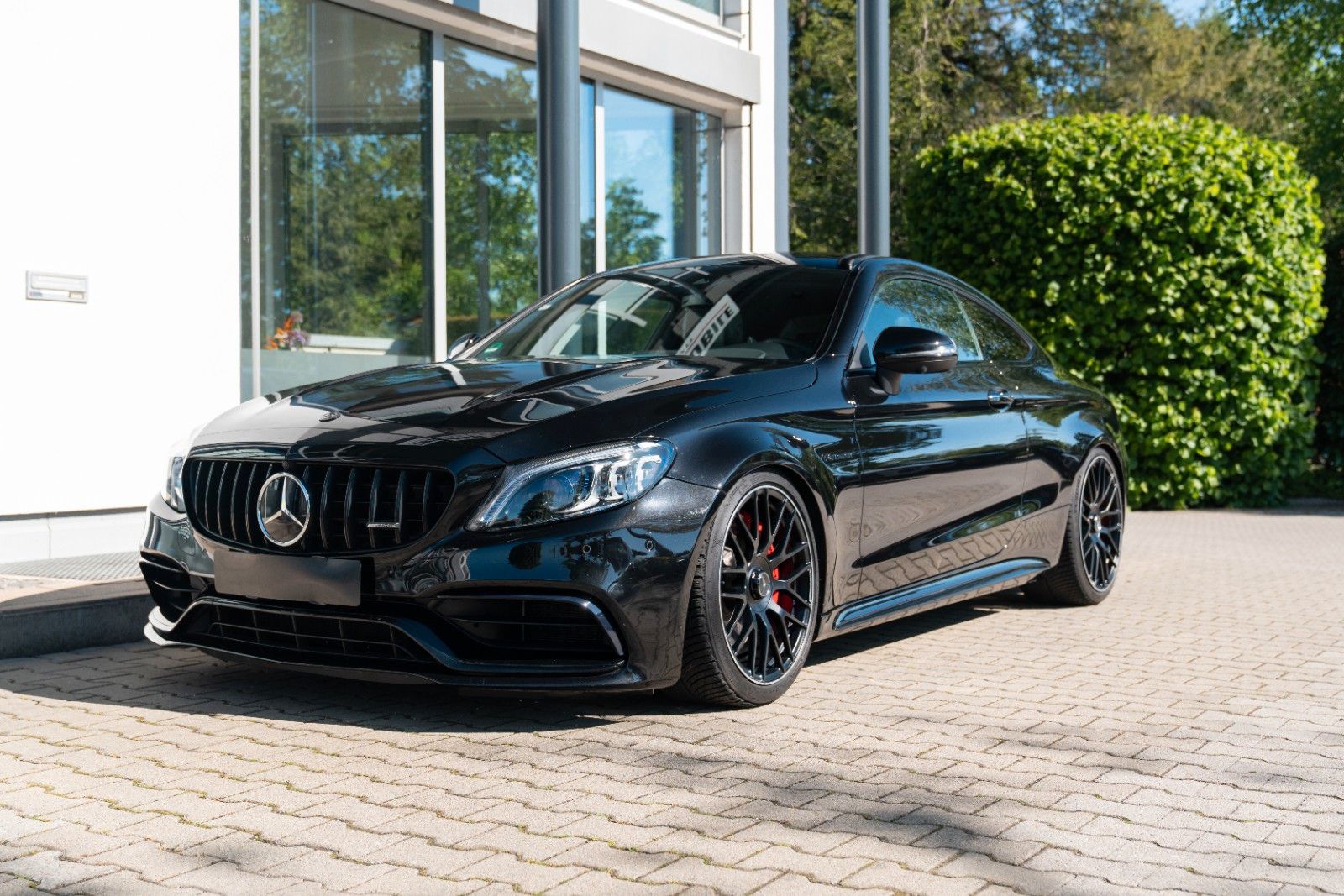 Mercedes-Benz C63S AMG Coupé/ BURMESTER/ NIGHT/ PANO/ CARBON Mercedes-Benz C63S AMG Coupé/ BURMESTER/ NIGHT/ PANO/ CARBON