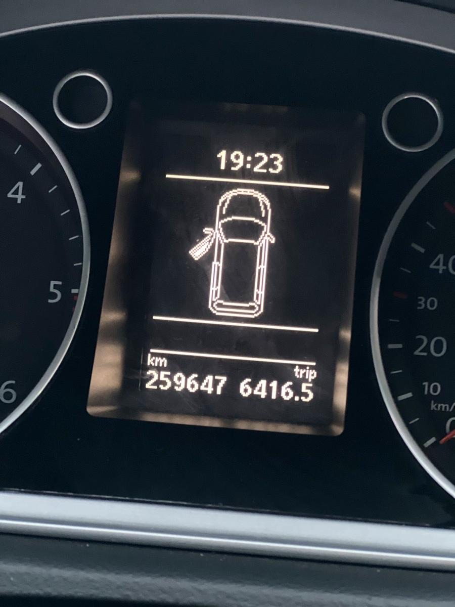 Volkswagen Passat 2013 — photo 8