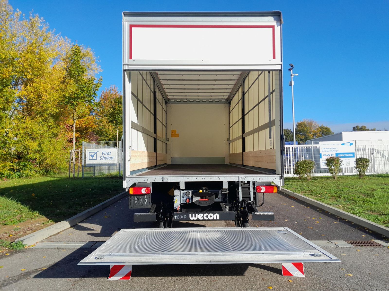 Fahrzeugabbildung DAF FA XB 290 16t Curtainsider Wecon