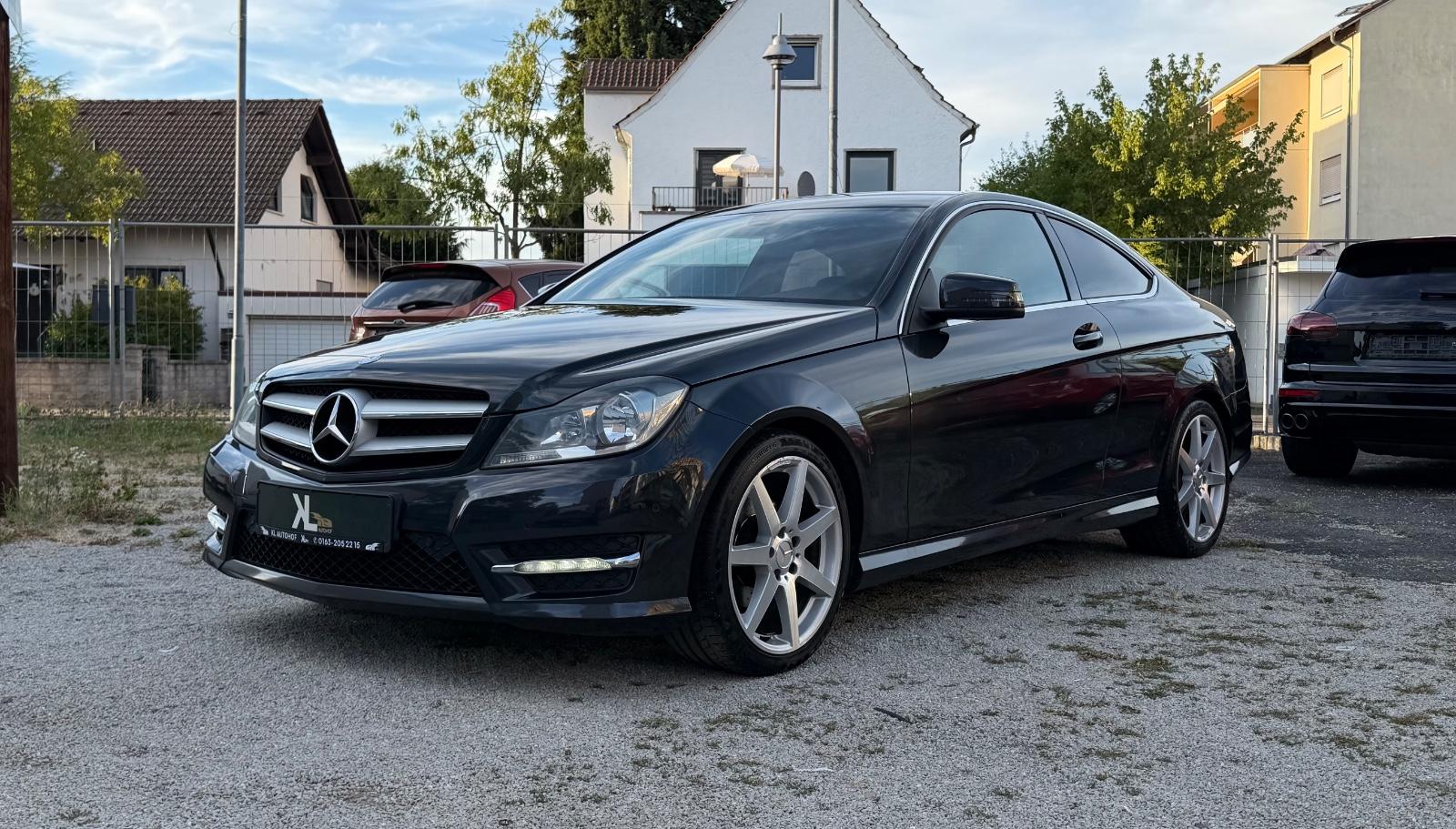 Mercedes-Benz C 250 Coupe /SHZ/NAVI/TEMPOMAT/AUTOMATIK