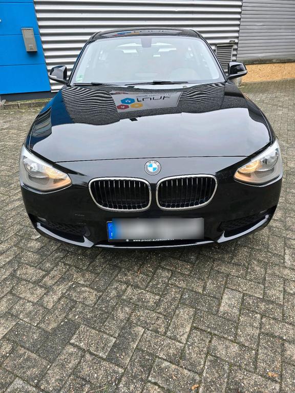 BMW 114