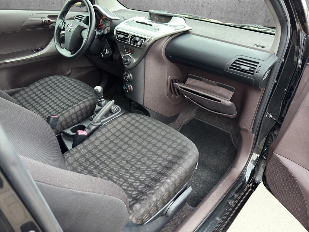 Toyota IQ