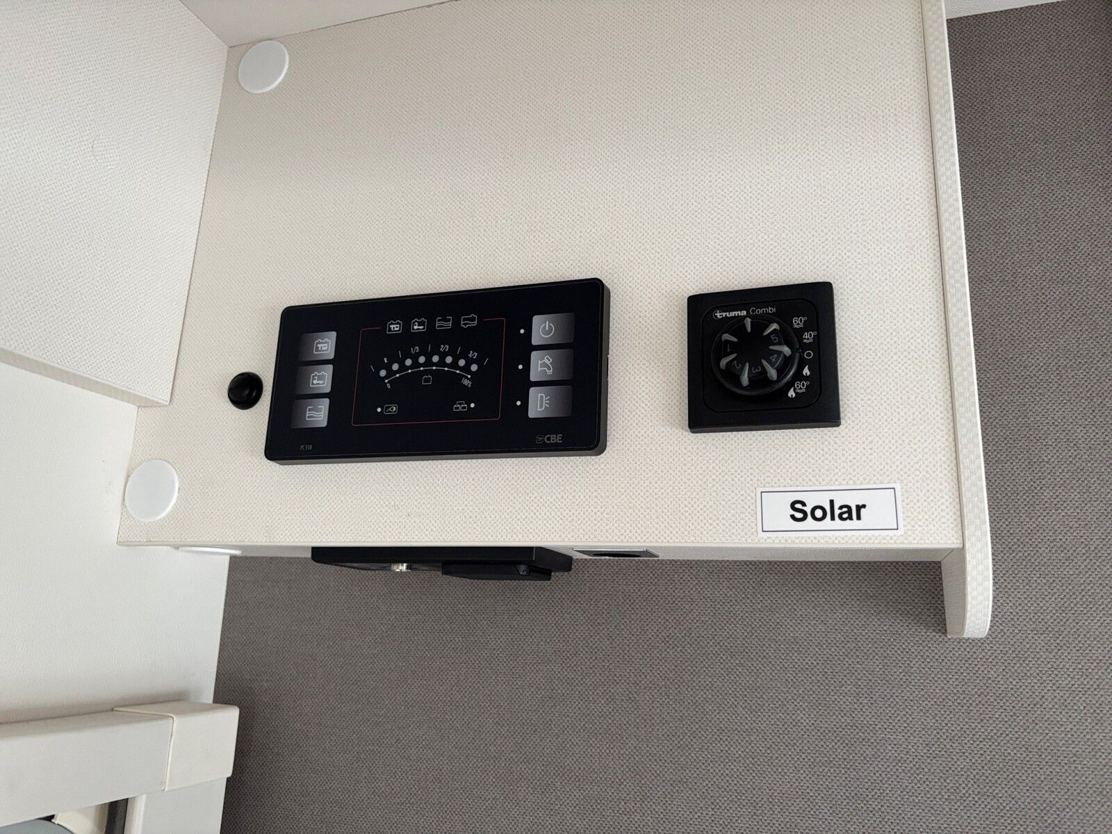 Fahrzeugabbildung Etrusco T Ford 7.3 SCF Klimaauto., Solaranlage, Hubbett