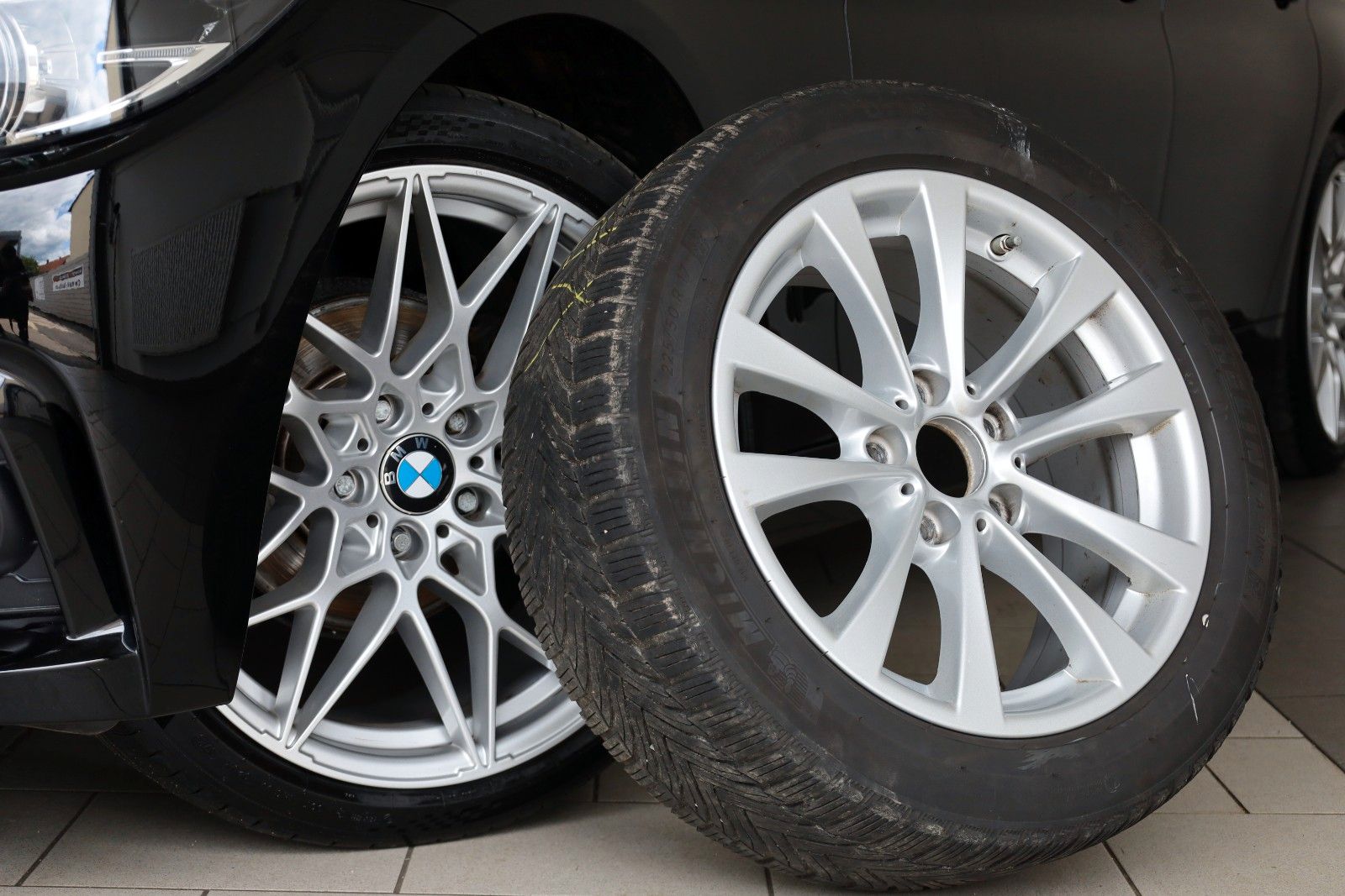 Fahrzeugabbildung BMW 420 4 Gran Coupe 420 i Advantage Navi,LED,SH,PDC