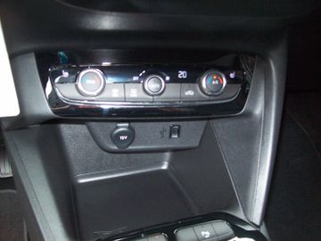 Bild 15 Opel Corsa F Elegance SHZ LHZ Klimaauto Navi-App AT