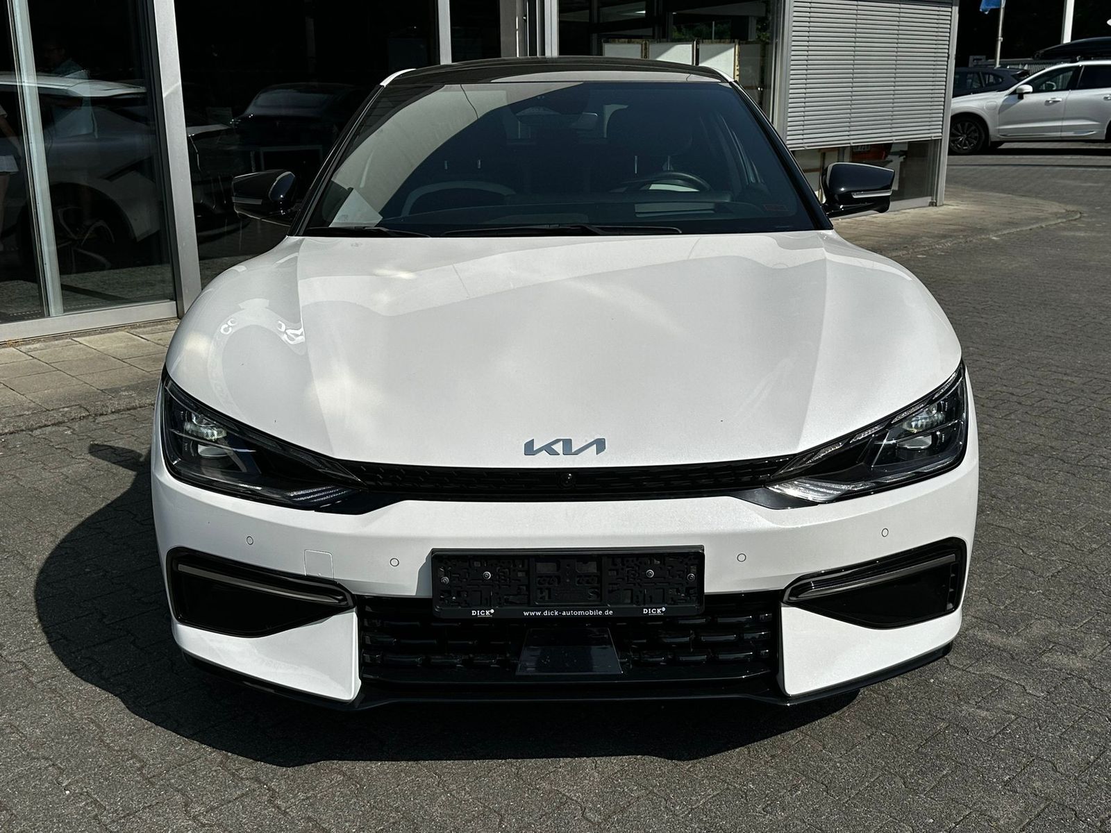 Fahrzeugabbildung Kia EV6 GT-Line 4WD PANO+NAVI+LED+SHZ+HEAD+ACC+360°+