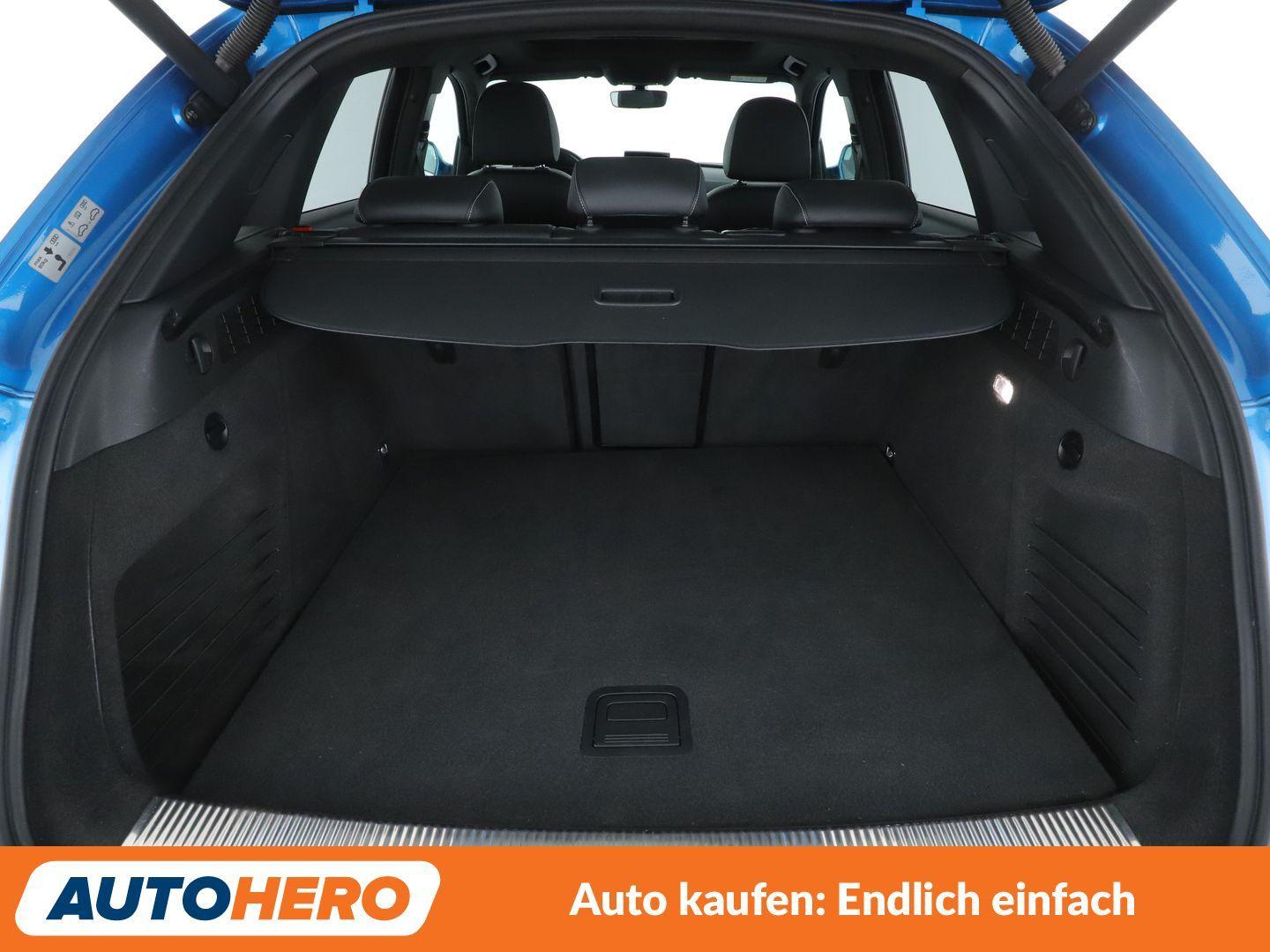 Audi Q3 2.0 TFSI quattro Sport Aut.*NAVI*LED*TEMPO*