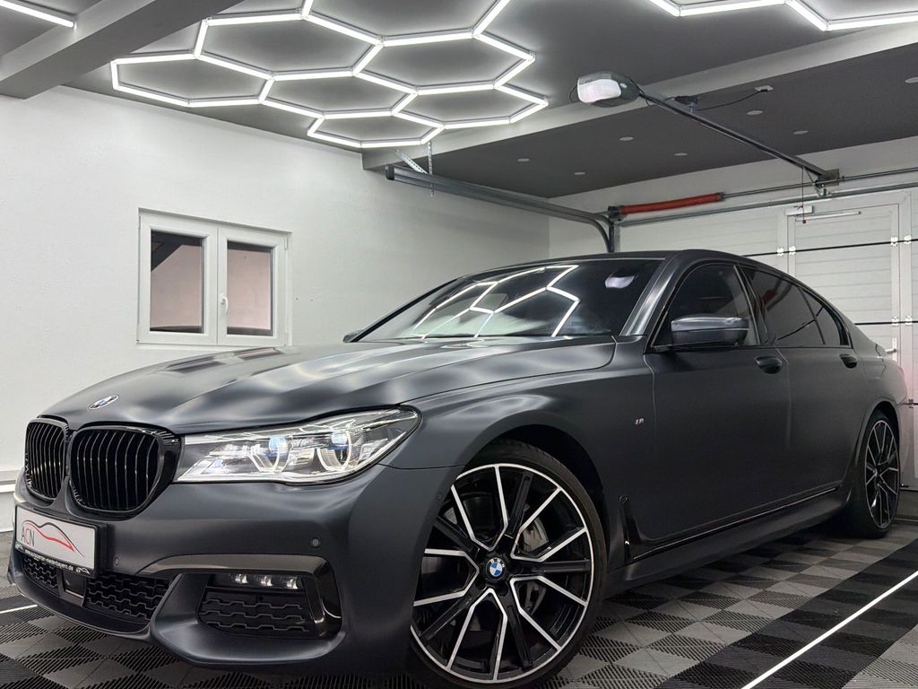 Image of BMW 750