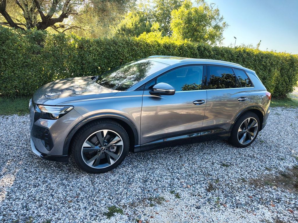 Image of Audi e-tron