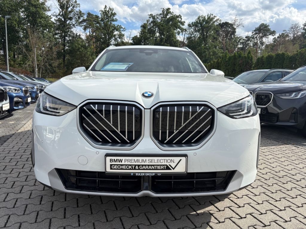 BMW X3 20d xDrive AHK 19'' HUD adLED DA PA HiFi el foto 2