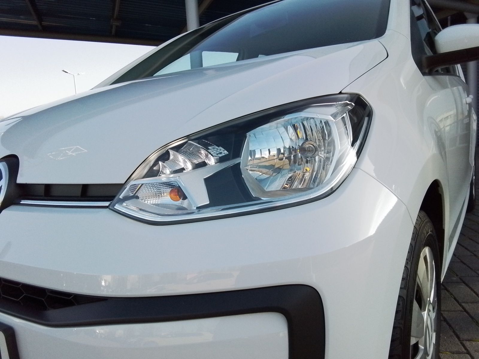 Fahrzeugabbildung Volkswagen up! 1.0 Basis Klima elekt.-FH ZV+FB